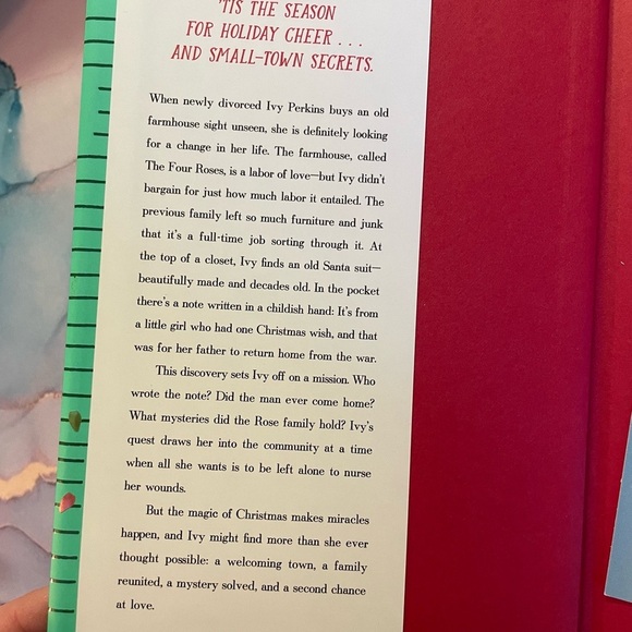 Mary Kay Andrews 'The Santa Suit' Book - Picture 3 of 4